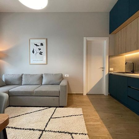 Square 21 Apartments تيرانا المظهر الخارجي الصورة