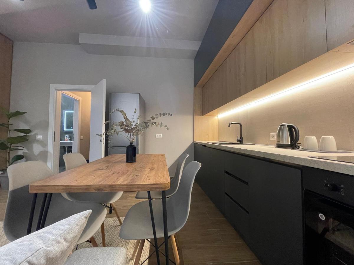 Square 21 Apartments تيرانا المظهر الخارجي الصورة