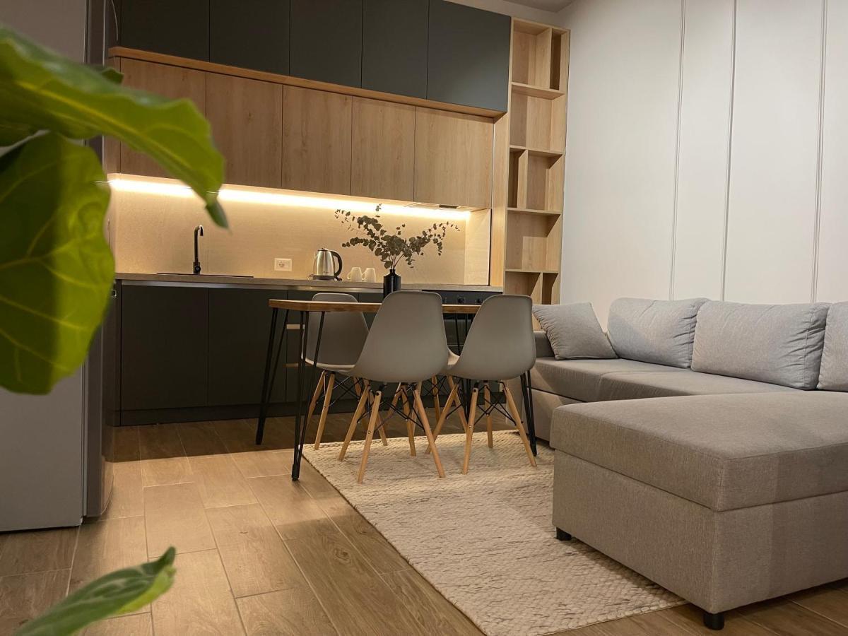Square 21 Apartments تيرانا المظهر الخارجي الصورة