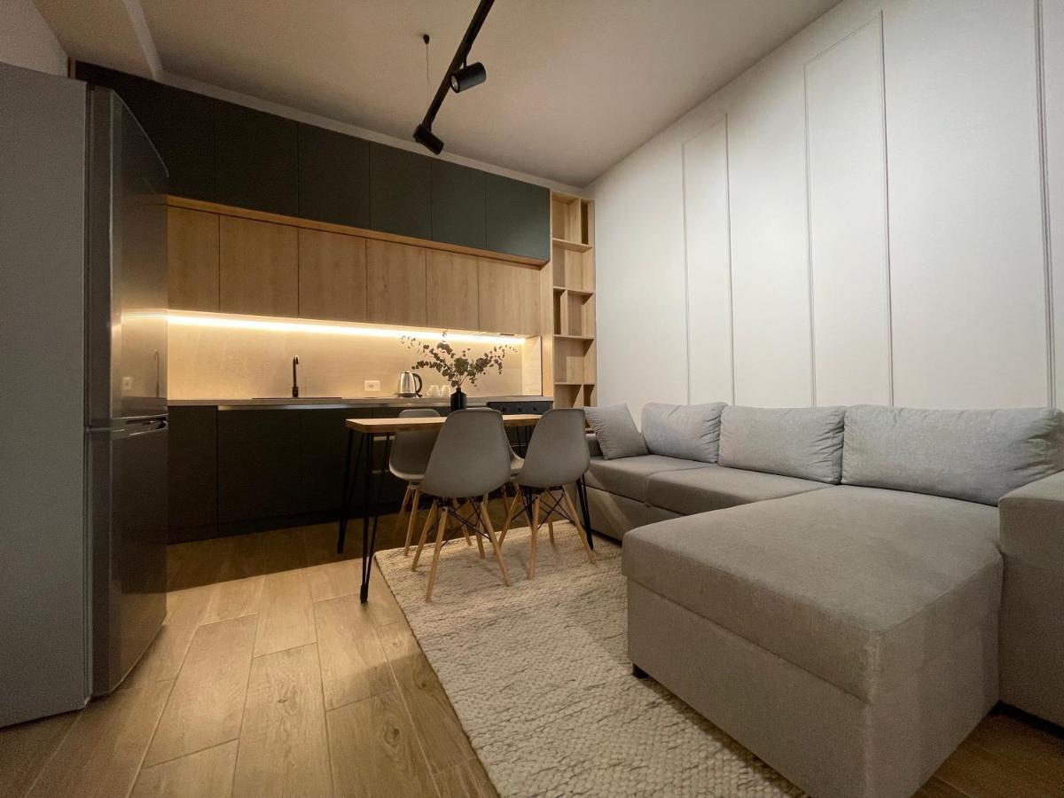 Square 21 Apartments تيرانا المظهر الخارجي الصورة