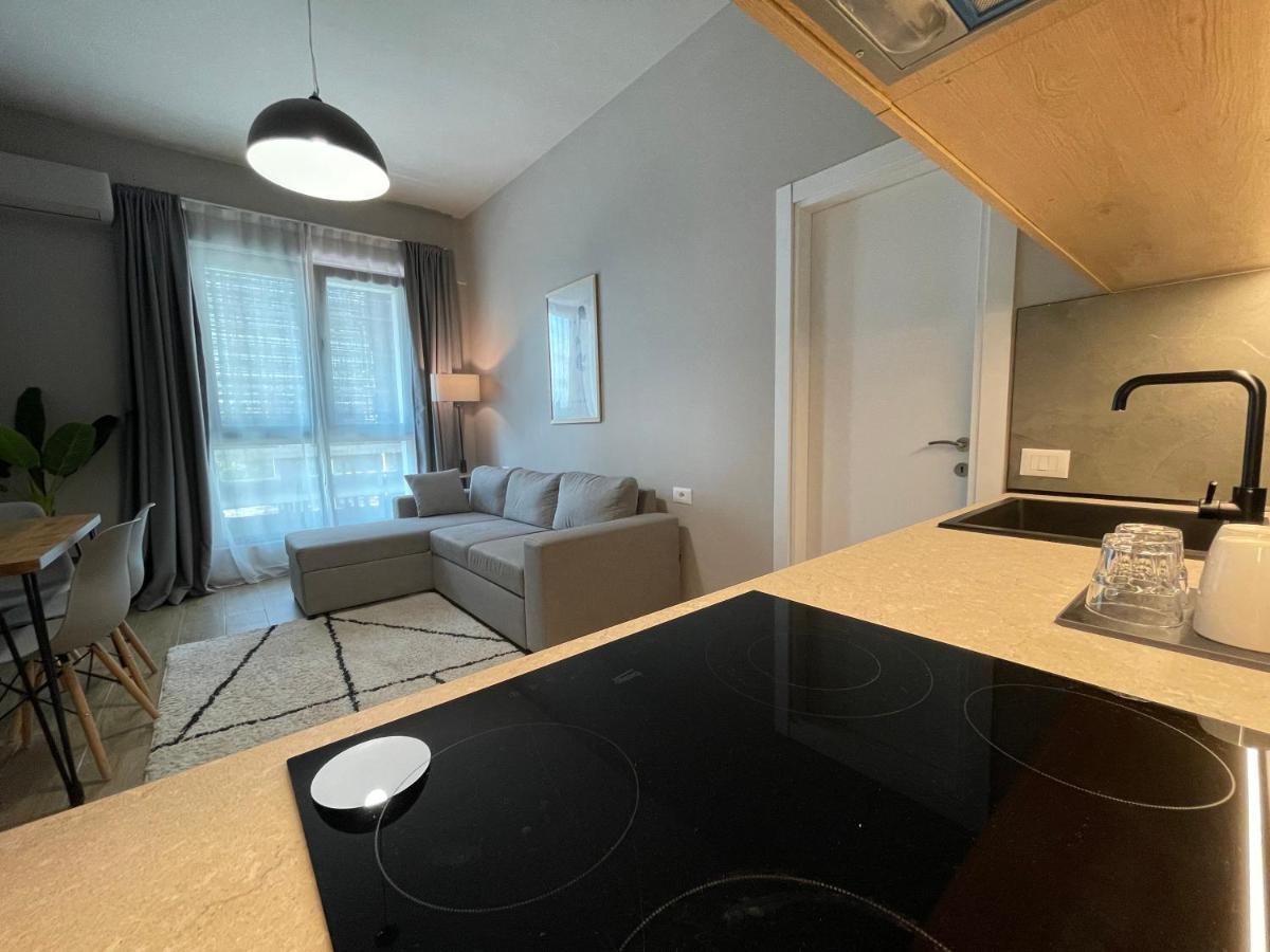 Square 21 Apartments تيرانا المظهر الخارجي الصورة